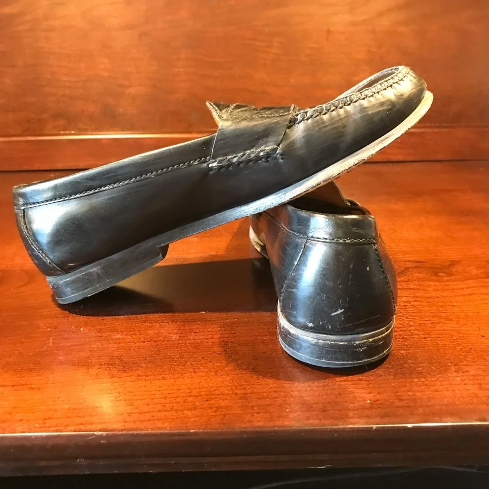 Men Cole Haan Penny Loafers Size 10M. BLACK